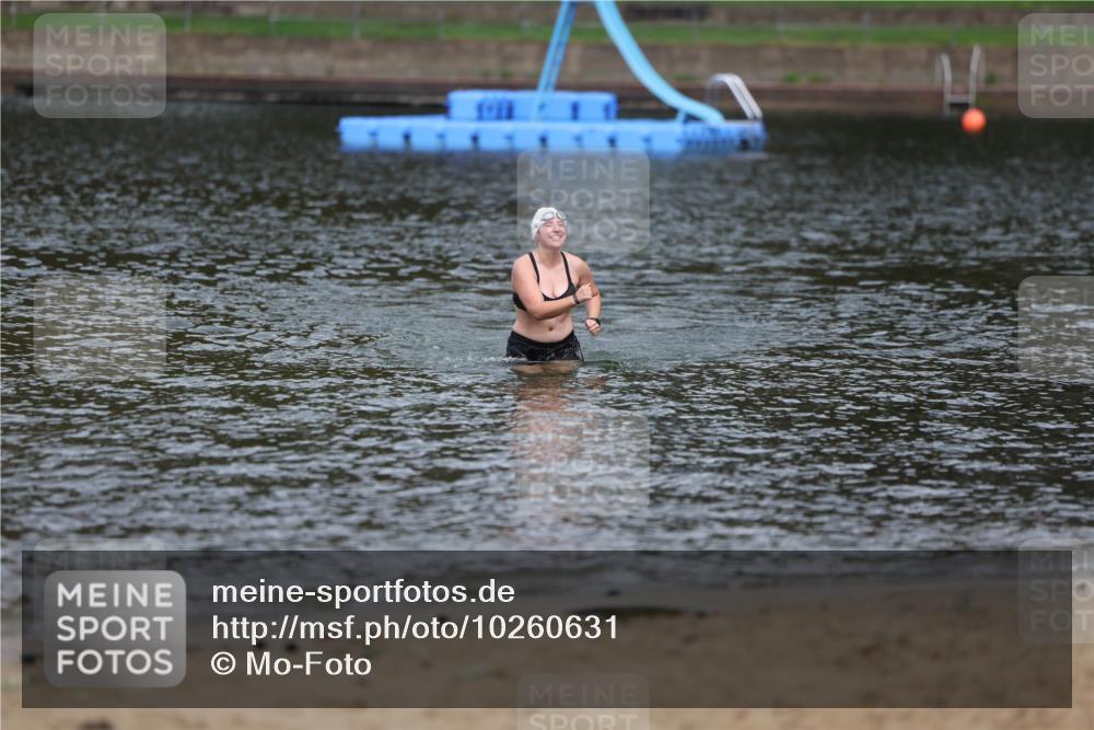 13.09.2026 - Stadtparktriathlon Mo-Foto http://msf.ph/oto/10260631 13.09.2026 12:19:24 Schwimmen 1082 meine-sportfotos.de