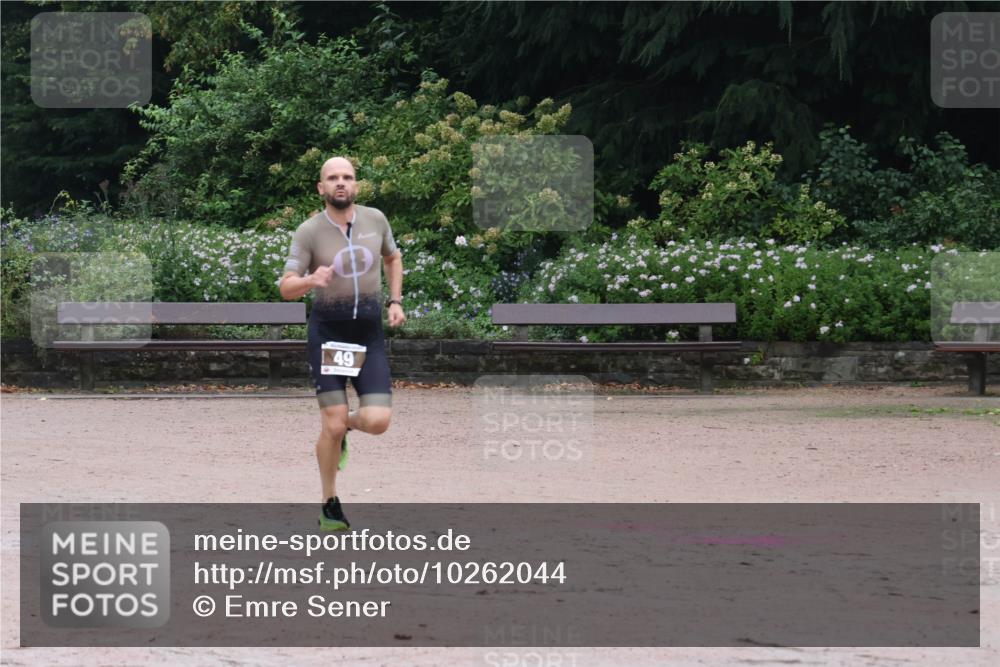 13.09.2026 - Stadtparktriathlon Emre Sener http://msf.ph/oto/10262044 13.09.2026 09:40:03 Laufen 49, 41, 49 meine-sportfotos.de