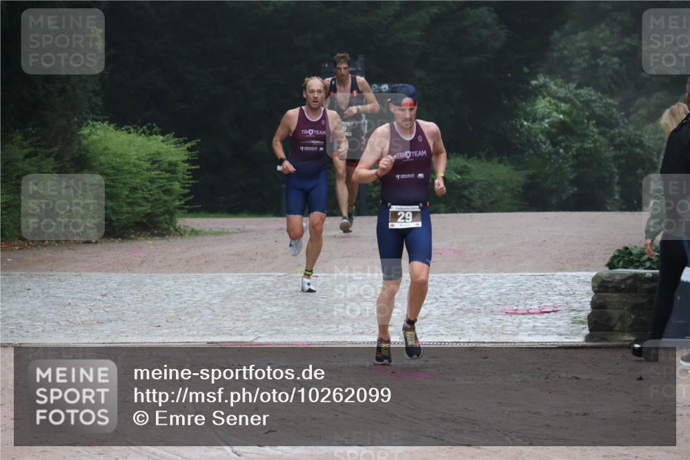 13.09.2026 - Stadtparktriathlon Emre Sener http://msf.ph/oto/10262099 13.09.2026 09:42:29 Laufen 29, 19, 29, 30, 60, 67, 69 meine-sportfotos.de
