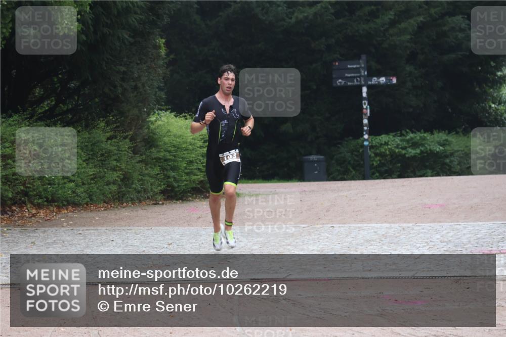 13.09.2026 - Stadtparktriathlon Emre Sener http://msf.ph/oto/10262219 13.09.2026 09:48:43 Laufen 1103, 80, 103 meine-sportfotos.de