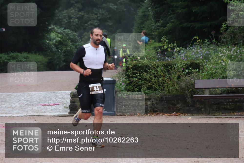 13.09.2026 - Stadtparktriathlon Emre Sener http://msf.ph/oto/10262263 13.09.2026 09:50:22 Laufen 25, 44, 26, 44 meine-sportfotos.de
