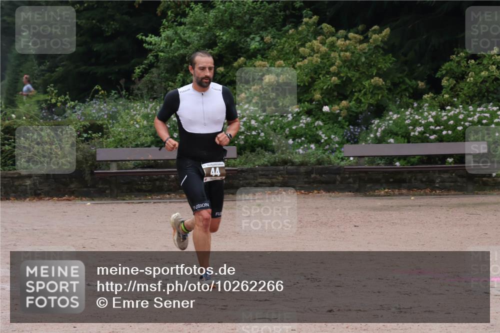 13.09.2026 - Stadtparktriathlon Emre Sener http://msf.ph/oto/10262266 13.09.2026 09:50:24 Laufen 25, 44, 26, 44 meine-sportfotos.de