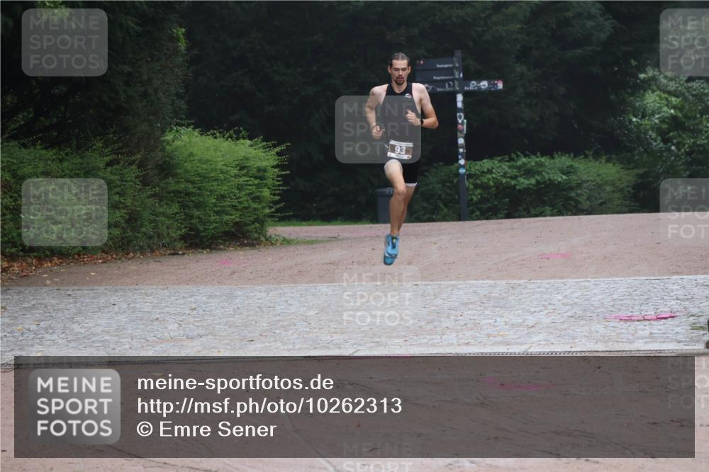 13.09.2026 - Stadtparktriathlon Emre Sener http://msf.ph/oto/10262313 13.09.2026 09:52:16 Laufen 93, 1, 93 meine-sportfotos.de