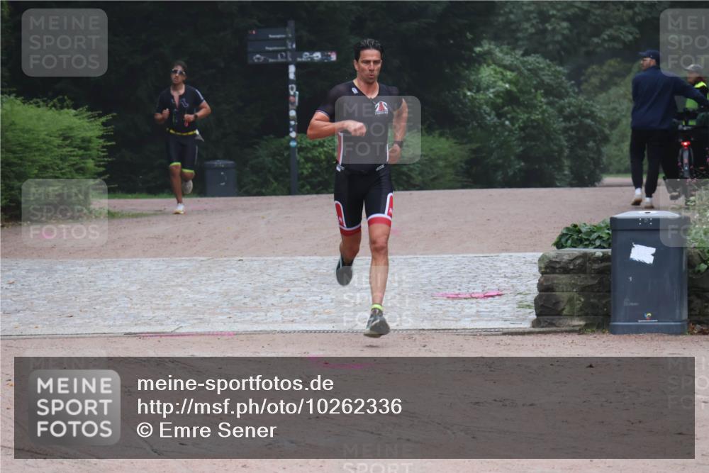 13.09.2026 - Stadtparktriathlon Emre Sener http://msf.ph/oto/10262336 13.09.2026 09:52:48 Laufen 21, 82, 98, 107, 134 meine-sportfotos.de