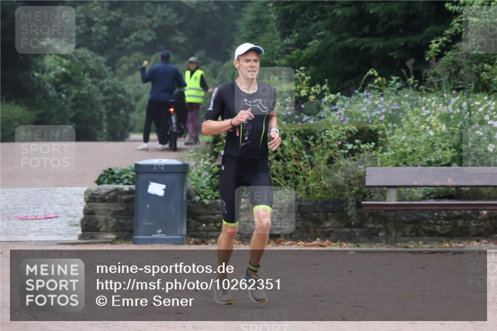 13.09.2026 - Stadtparktriathlon Emre Sener http://msf.ph/oto/10262351 13.09.2026 09:53:05 Laufen 21, 82, 86, 107, 144 meine-sportfotos.de
