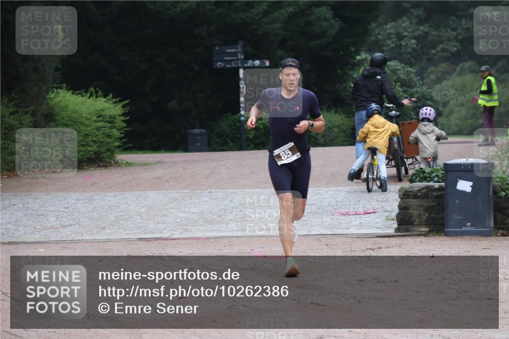 13.09.2026 - Stadtparktriathlon Emre Sener http://msf.ph/oto/10262386 13.09.2026 09:54:13 Laufen 85, 5, 9, 85 meine-sportfotos.de