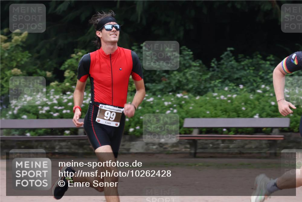 13.09.2026 - Stadtparktriathlon Emre Sener http://msf.ph/oto/10262428 13.09.2026 09:57:00 Laufen 5, 99, 77, 99, 143 meine-sportfotos.de