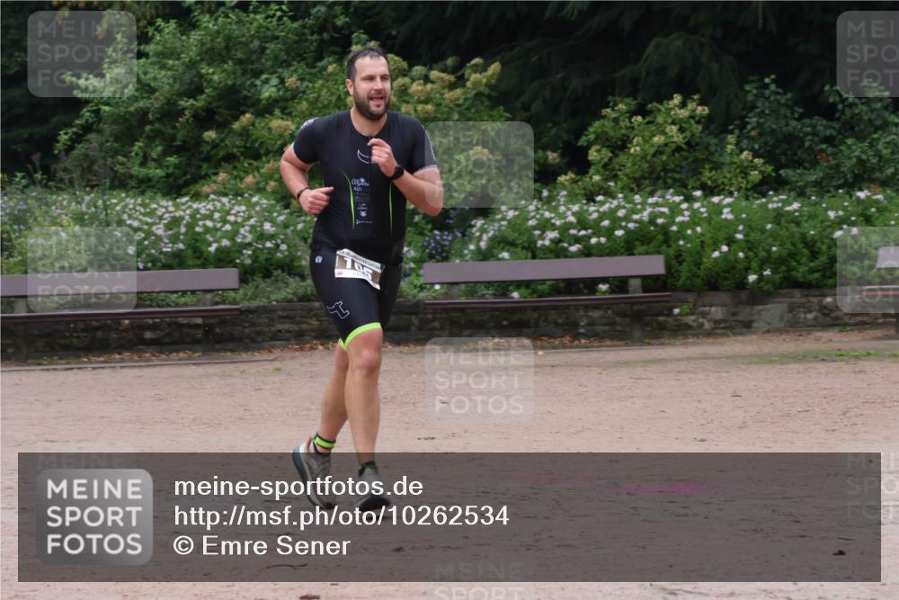 13.09.2026 - Stadtparktriathlon Emre Sener http://msf.ph/oto/10262534 13.09.2026 10:00:10 Laufen 87, 105, 110, 133, 142 meine-sportfotos.de
