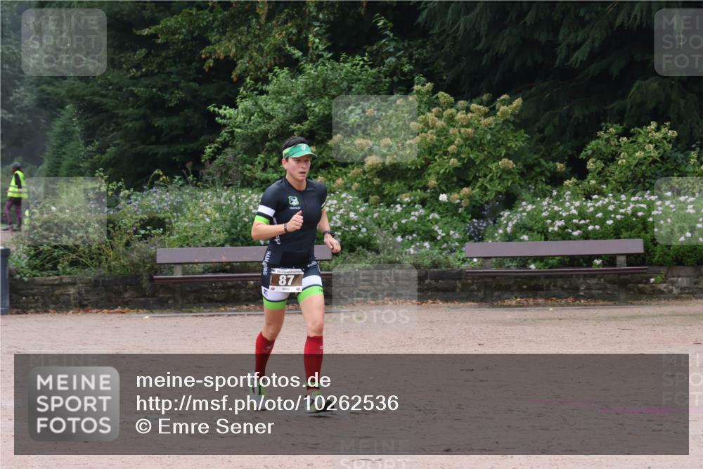 13.09.2026 - Stadtparktriathlon Emre Sener http://msf.ph/oto/10262536 13.09.2026 10:00:12 Laufen 87, 87, 105, 110, 133, 142 meine-sportfotos.de