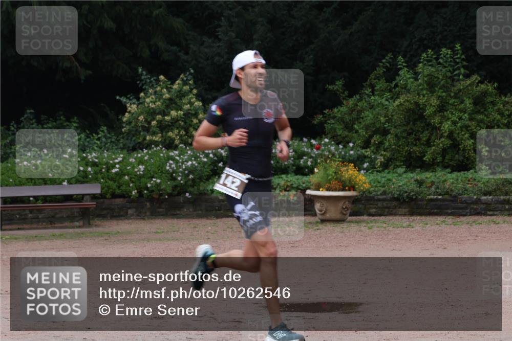 13.09.2026 - Stadtparktriathlon Emre Sener http://msf.ph/oto/10262546 13.09.2026 10:00:18 Laufen 142, 87, 105, 110, 114, 133, 142 meine-sportfotos.de