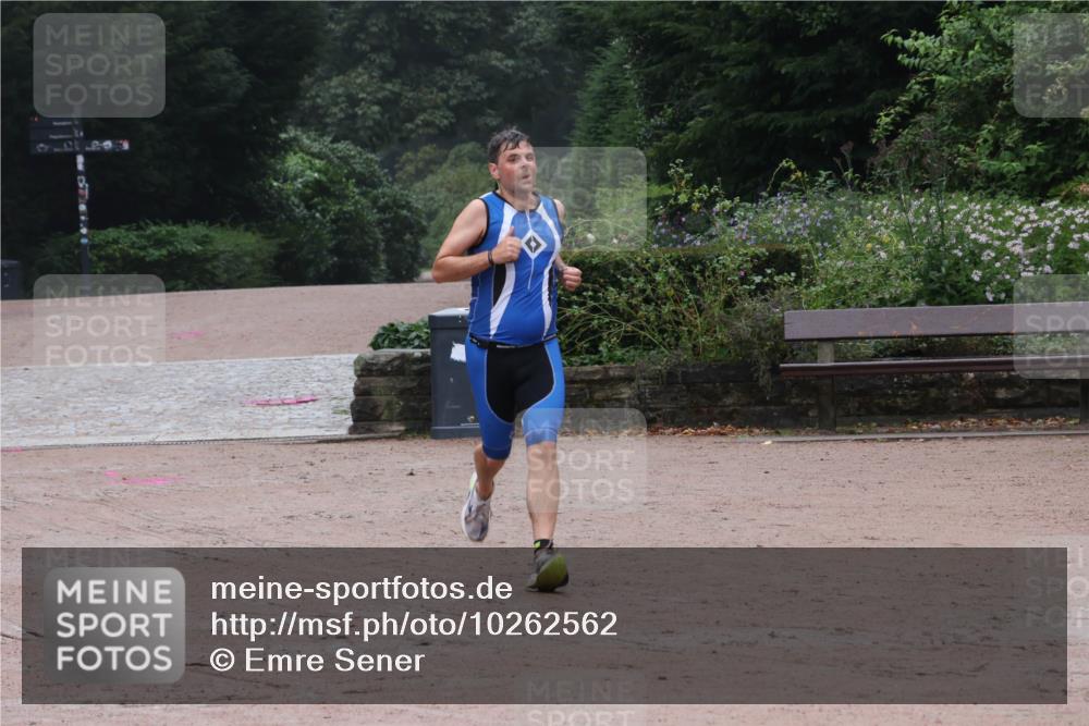 13.09.2026 - Stadtparktriathlon Emre Sener http://msf.ph/oto/10262562 13.09.2026 10:00:36 Laufen 110, 114 meine-sportfotos.de