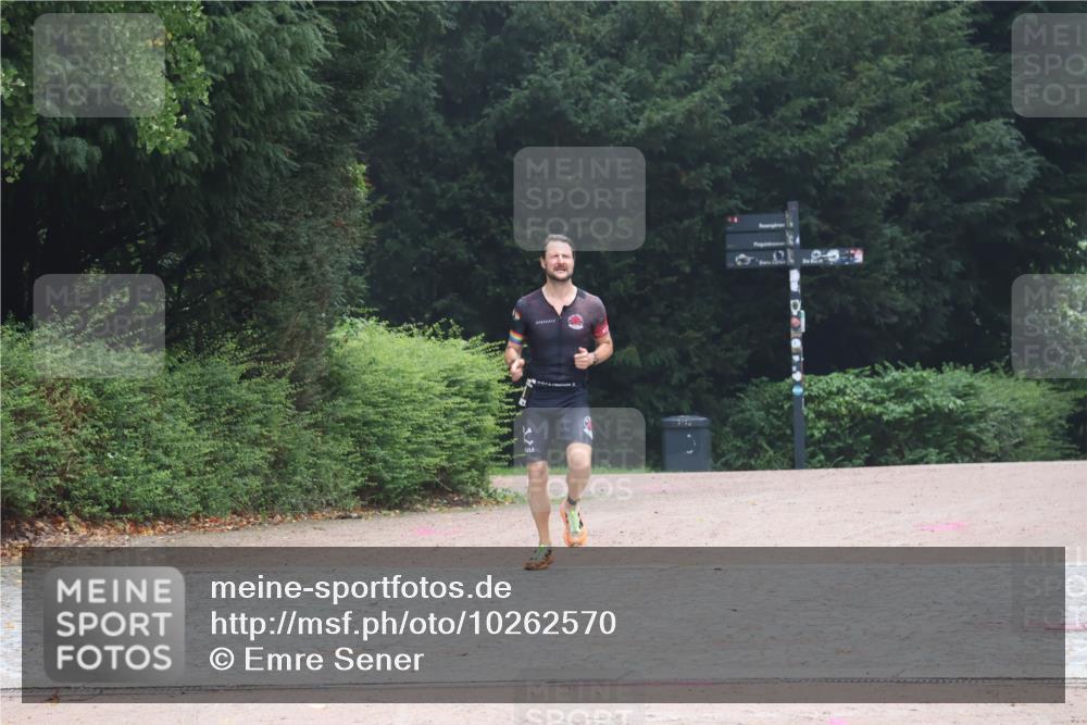 13.09.2026 - Stadtparktriathlon Emre Sener http://msf.ph/oto/10262570 13.09.2026 10:00:57 Laufen 121 meine-sportfotos.de