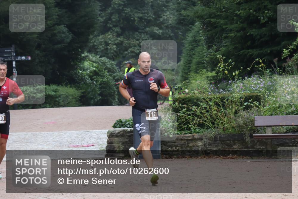 13.09.2026 - Stadtparktriathlon Emre Sener http://msf.ph/oto/10262600 13.09.2026 10:01:33 Laufen 117, 81, 83, 117, 120, 128, 130, 148, 153 meine-sportfotos.de