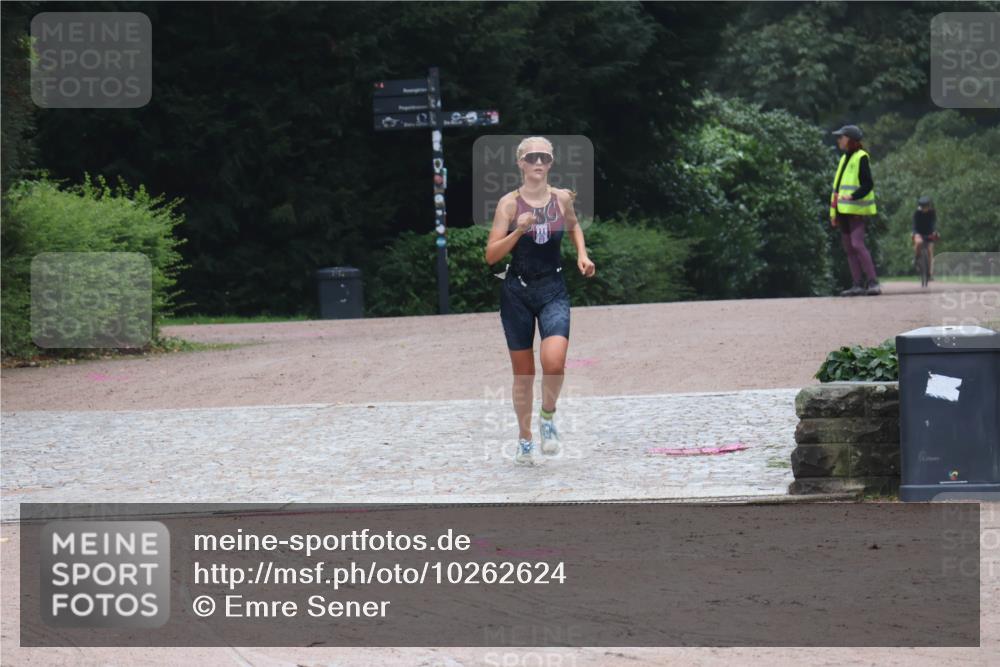 13.09.2026 - Stadtparktriathlon Emre Sener http://msf.ph/oto/10262624 13.09.2026 10:01:52 Laufen 81, 148 meine-sportfotos.de