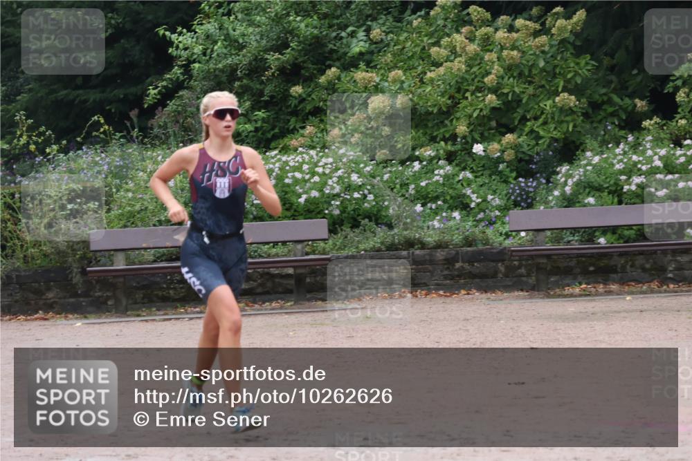 13.09.2026 - Stadtparktriathlon Emre Sener http://msf.ph/oto/10262626 13.09.2026 10:01:56 Laufen 81, 148 meine-sportfotos.de