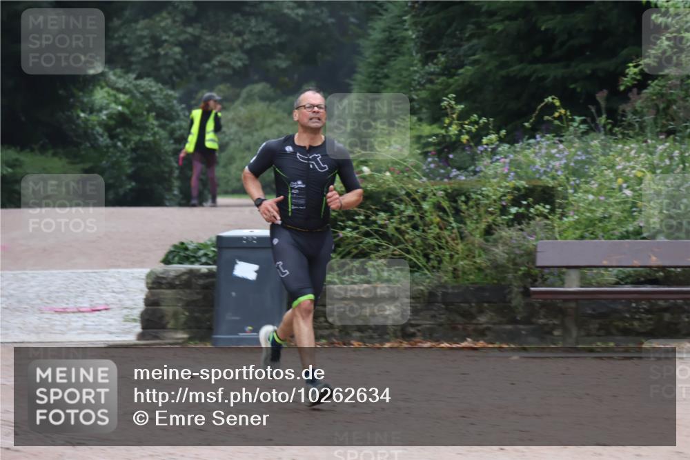 13.09.2026 - Stadtparktriathlon Emre Sener http://msf.ph/oto/10262634 13.09.2026 10:02:24 Laufen 16, 101 meine-sportfotos.de