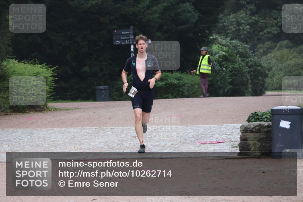13.09.2026 - Stadtparktriathlon Emre Sener http://msf.ph/oto/10262714 13.09.2026 10:05:02 Laufen 89, 118, 162 meine-sportfotos.de