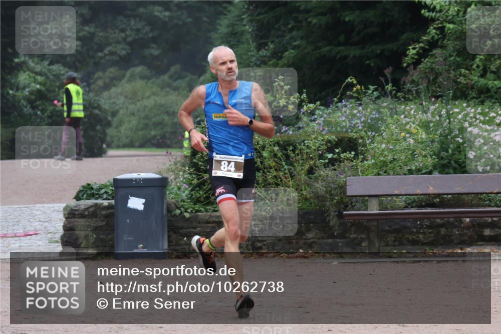 13.09.2026 - Stadtparktriathlon Emre Sener http://msf.ph/oto/10262738 13.09.2026 10:05:34 Laufen 84, 84, 118, 168, 188, 194, 197 meine-sportfotos.de