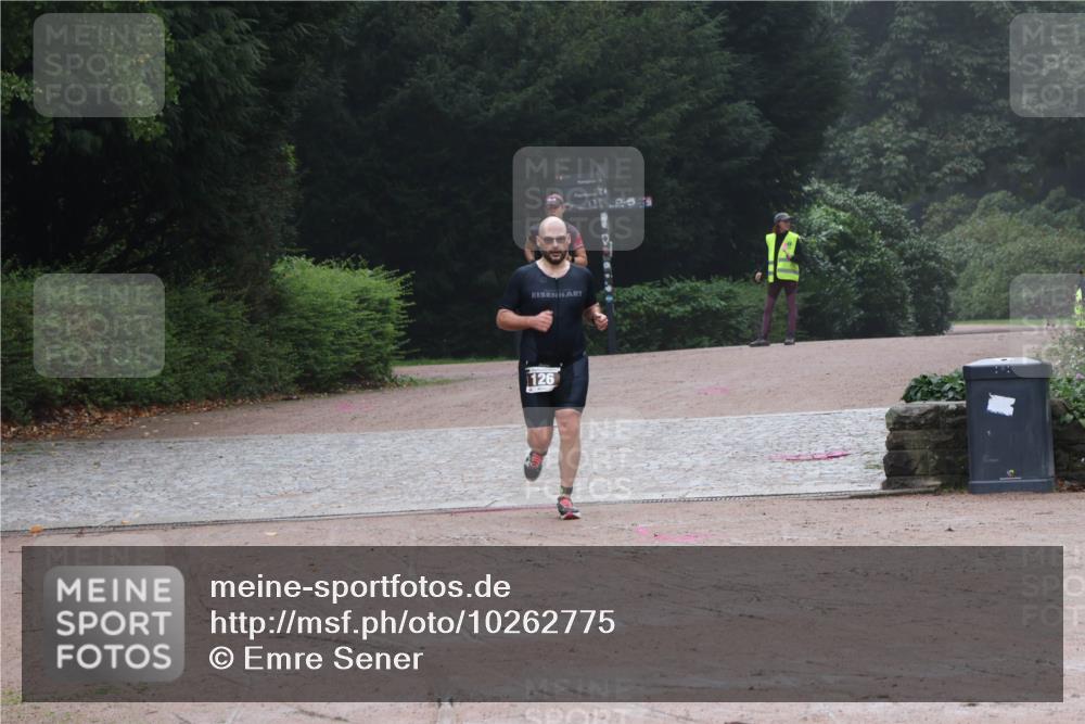 13.09.2026 - Stadtparktriathlon Emre Sener http://msf.ph/oto/10262775 13.09.2026 10:06:06 Laufen 126, 94, 122, 126, 160, 165, 184 meine-sportfotos.de