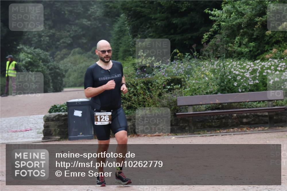 13.09.2026 - Stadtparktriathlon Emre Sener http://msf.ph/oto/10262779 13.09.2026 10:06:09 Laufen 1001, 5, 126, 94, 122, 126, 160, 165, 184 meine-sportfotos.de