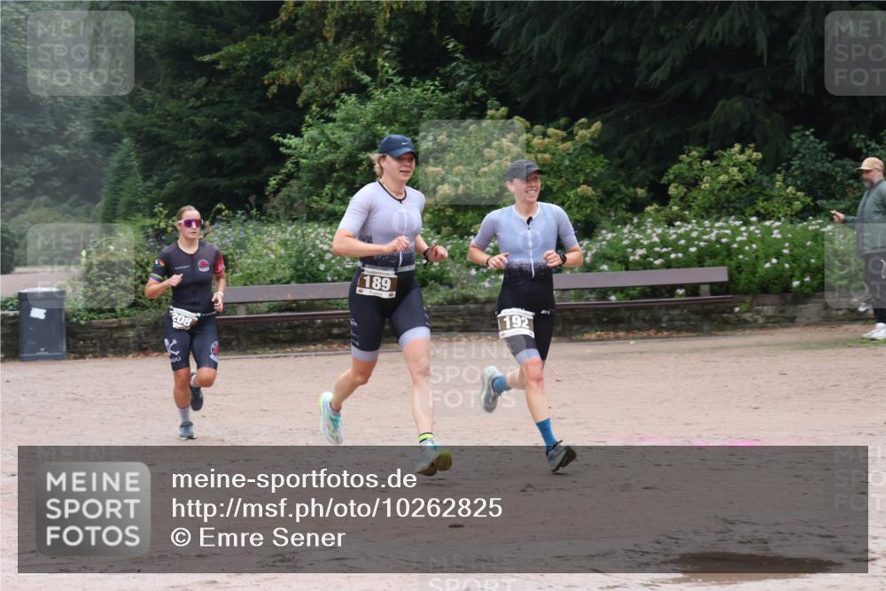 13.09.2026 - Stadtparktriathlon Emre Sener http://msf.ph/oto/10262825 13.09.2026 10:07:06 Laufen 208, 189, 192, 147, 178, 189, 192, 208 meine-sportfotos.de