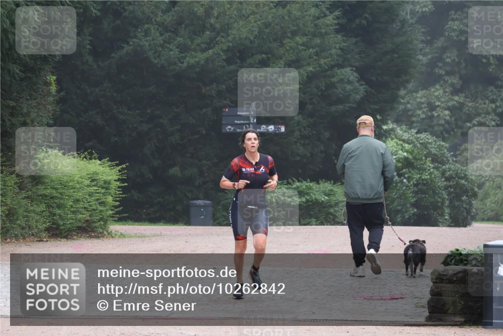 13.09.2026 - Stadtparktriathlon Emre Sener http://msf.ph/oto/10262842 13.09.2026 10:07:42 Laufen 176 meine-sportfotos.de