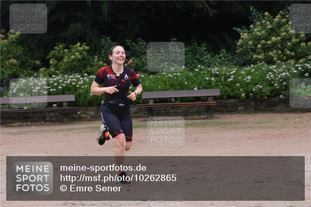 13.09.2026 - Stadtparktriathlon Emre Sener http://msf.ph/oto/10262865 13.09.2026 10:08:50 Laufen 179, 201 meine-sportfotos.de