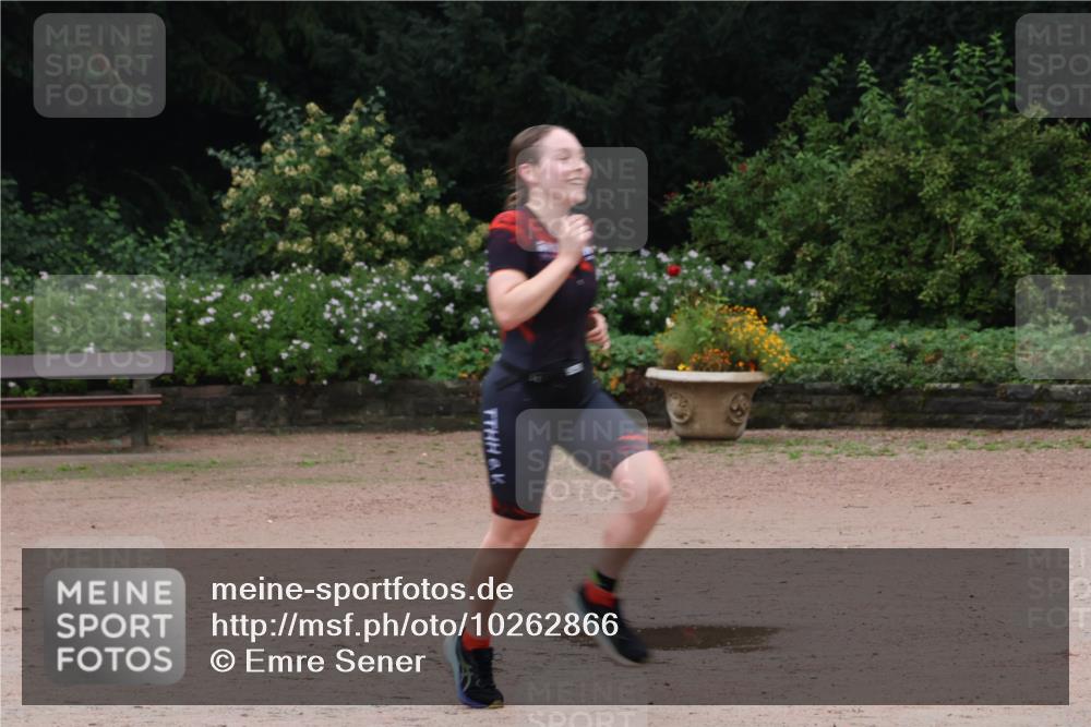 13.09.2026 - Stadtparktriathlon Emre Sener http://msf.ph/oto/10262866 13.09.2026 10:08:51 Laufen 179, 193, 201 meine-sportfotos.de