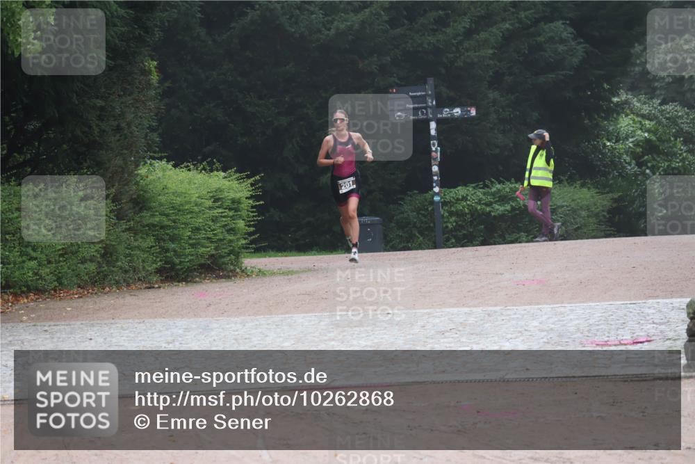 13.09.2026 - Stadtparktriathlon Emre Sener http://msf.ph/oto/10262868 13.09.2026 10:08:56 Laufen 201, 179, 193, 201 meine-sportfotos.de
