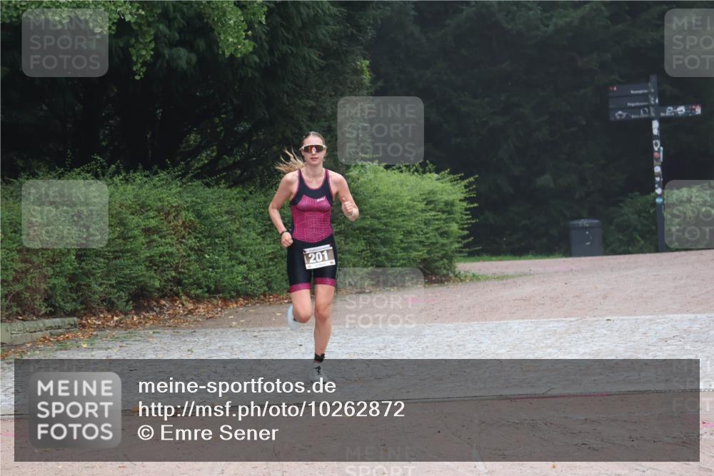 13.09.2026 - Stadtparktriathlon Emre Sener http://msf.ph/oto/10262872 13.09.2026 10:09:01 Laufen 158, 193, 201 meine-sportfotos.de
