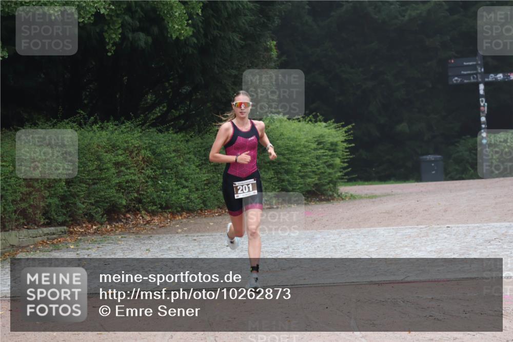 13.09.2026 - Stadtparktriathlon Emre Sener http://msf.ph/oto/10262873 13.09.2026 10:09:01 Laufen 201, 158, 193, 201 meine-sportfotos.de