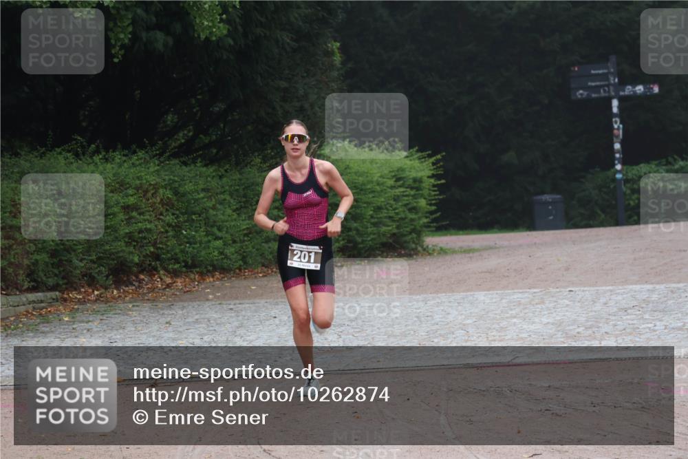 13.09.2026 - Stadtparktriathlon Emre Sener http://msf.ph/oto/10262874 13.09.2026 10:09:02 Laufen 201, 158, 193, 201 meine-sportfotos.de