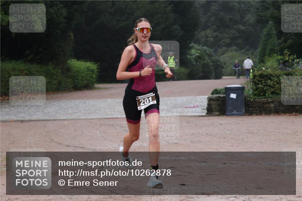 13.09.2026 - Stadtparktriathlon Emre Sener http://msf.ph/oto/10262878 13.09.2026 10:09:05 Laufen 201, 158, 193, 201 meine-sportfotos.de