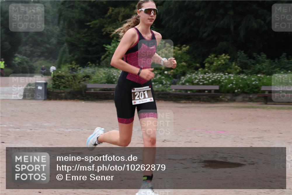 13.09.2026 - Stadtparktriathlon Emre Sener http://msf.ph/oto/10262879 13.09.2026 10:09:07 Laufen 201, 158, 193, 201 meine-sportfotos.de