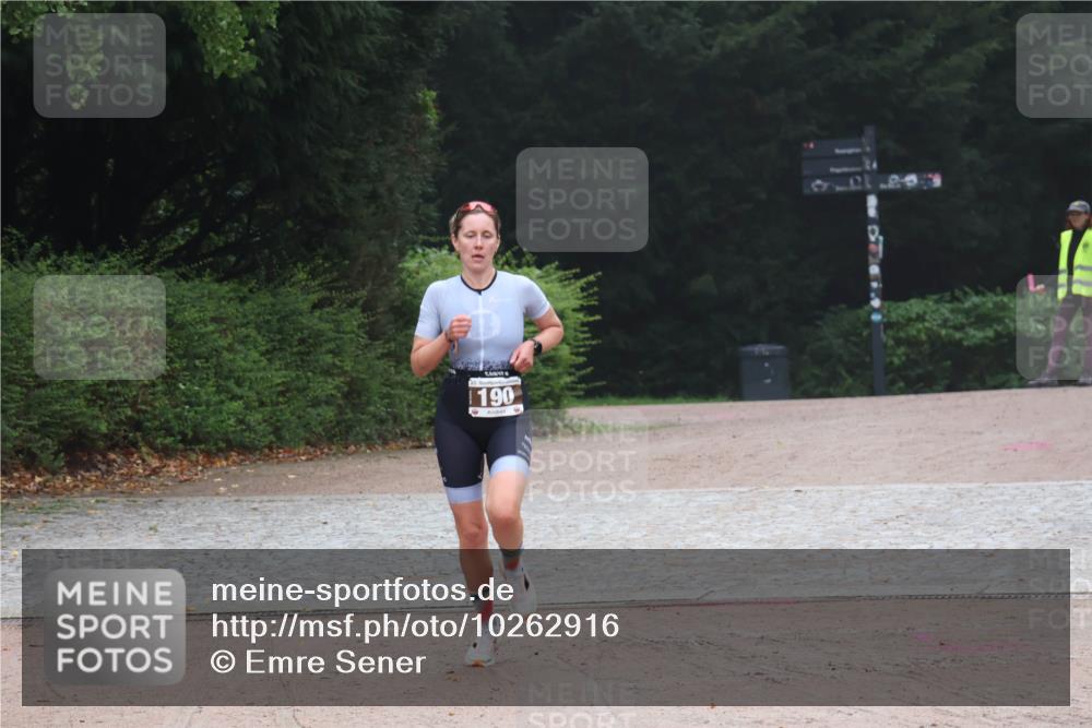 13.09.2026 - Stadtparktriathlon Emre Sener http://msf.ph/oto/10262916 13.09.2026 10:10:40 Laufen 190, 166, 190 meine-sportfotos.de