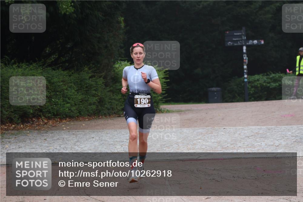 13.09.2026 - Stadtparktriathlon Emre Sener http://msf.ph/oto/10262918 13.09.2026 10:10:40 Laufen 25, 190, 166, 190 meine-sportfotos.de