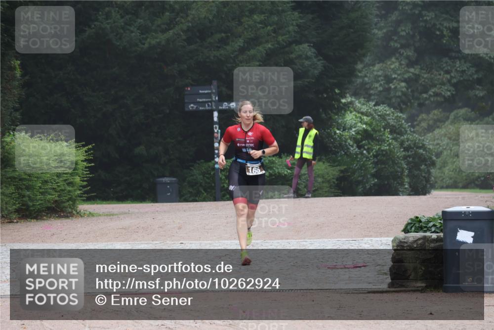 13.09.2026 - Stadtparktriathlon Emre Sener http://msf.ph/oto/10262924 13.09.2026 10:10:54 Laufen 166, 166 meine-sportfotos.de