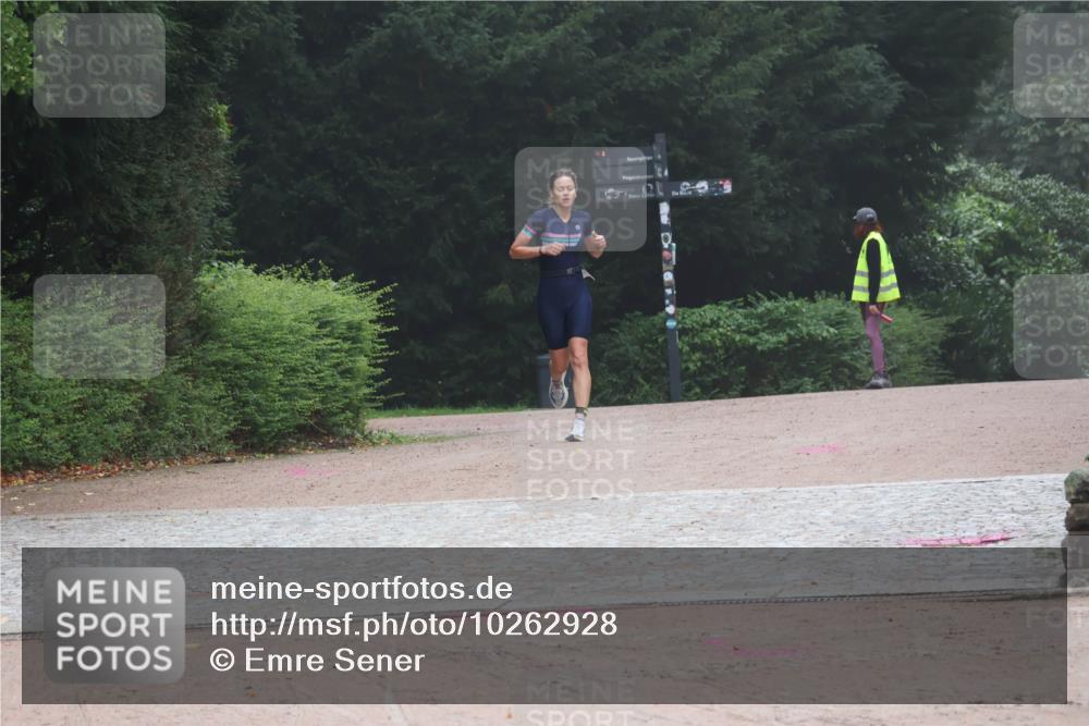 13.09.2026 - Stadtparktriathlon Emre Sener http://msf.ph/oto/10262928 13.09.2026 10:11:23 Laufen 203 meine-sportfotos.de