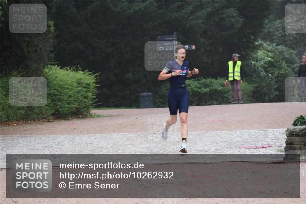 13.09.2026 - Stadtparktriathlon Emre Sener http://msf.ph/oto/10262932 13.09.2026 10:11:26 Laufen 203 meine-sportfotos.de