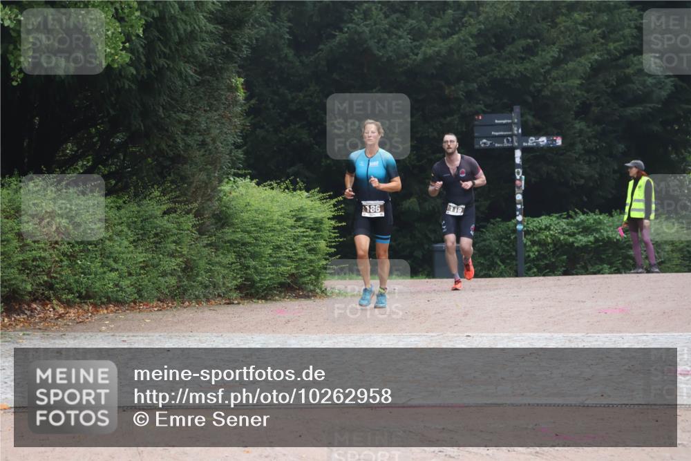 13.09.2026 - Stadtparktriathlon Emre Sener http://msf.ph/oto/10262958 13.09.2026 10:12:55 Laufen 186, 119, 119, 186 meine-sportfotos.de