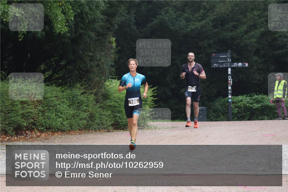 13.09.2026 - Stadtparktriathlon Emre Sener http://msf.ph/oto/10262959 13.09.2026 10:12:57 Laufen 186, 119, 119, 186 meine-sportfotos.de