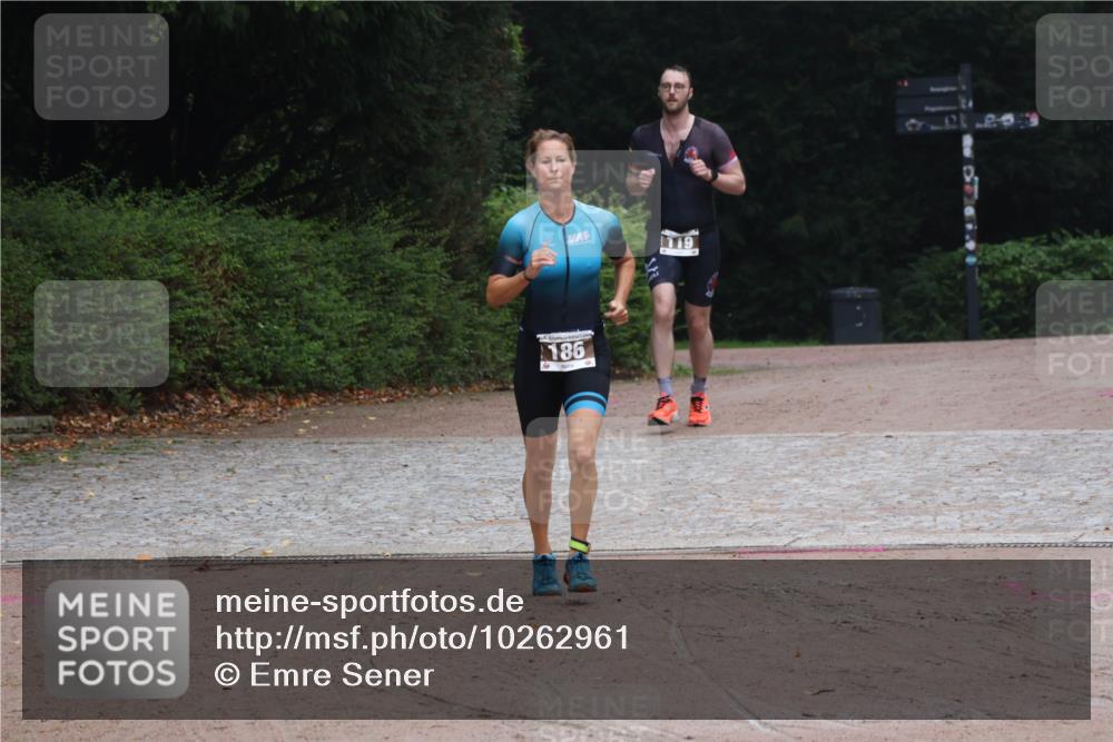 13.09.2026 - Stadtparktriathlon Emre Sener http://msf.ph/oto/10262961 13.09.2026 10:13:00 Laufen 119, 186, 119, 186 meine-sportfotos.de