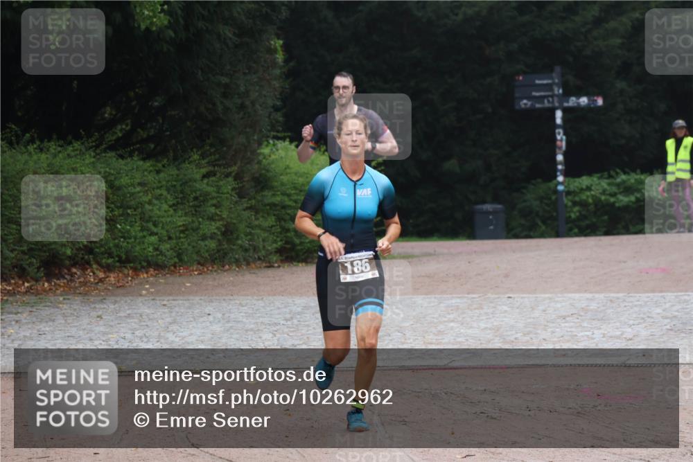 13.09.2026 - Stadtparktriathlon Emre Sener http://msf.ph/oto/10262962 13.09.2026 10:13:01 Laufen 186, 119, 186 meine-sportfotos.de