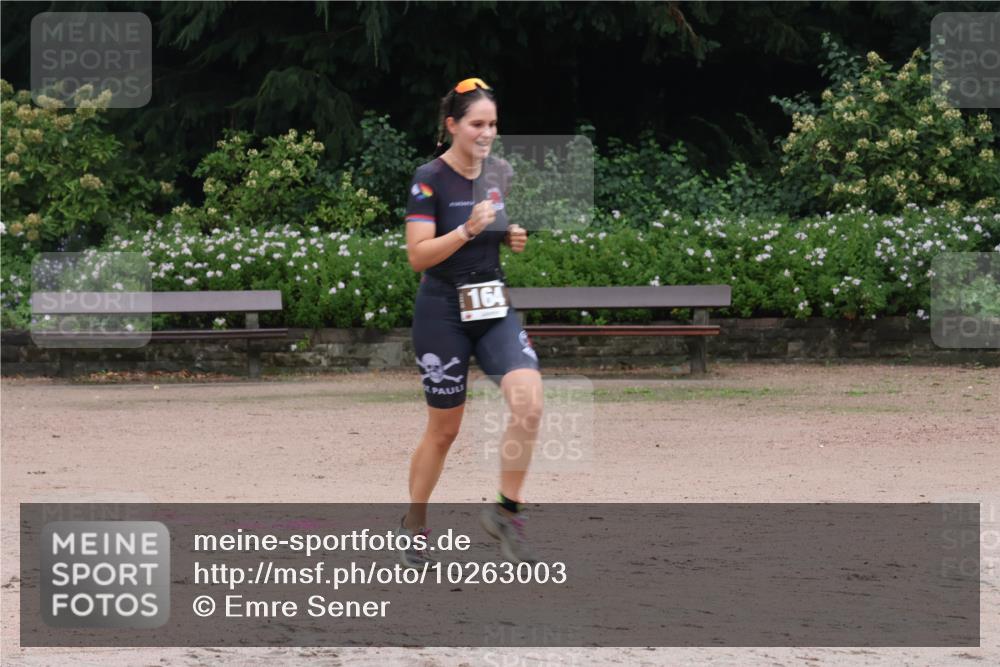 13.09.2026 - Stadtparktriathlon Emre Sener http://msf.ph/oto/10263003 13.09.2026 10:14:59 Laufen 164, 113, 146, 164 meine-sportfotos.de