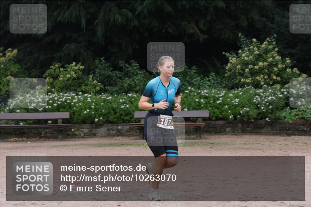 13.09.2026 - Stadtparktriathlon Emre Sener http://msf.ph/oto/10263070 13.09.2026 10:19:00 Laufen 187, 187 meine-sportfotos.de