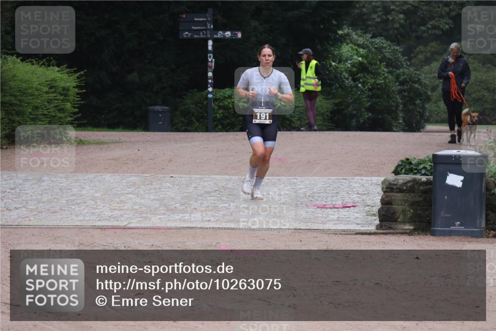 13.09.2026 - Stadtparktriathlon Emre Sener http://msf.ph/oto/10263075 13.09.2026 10:19:41 Laufen 334, 191, 191 meine-sportfotos.de