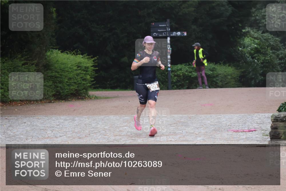 13.09.2026 - Stadtparktriathlon Emre Sener http://msf.ph/oto/10263089 13.09.2026 10:22:22 Laufen 209, 209 meine-sportfotos.de