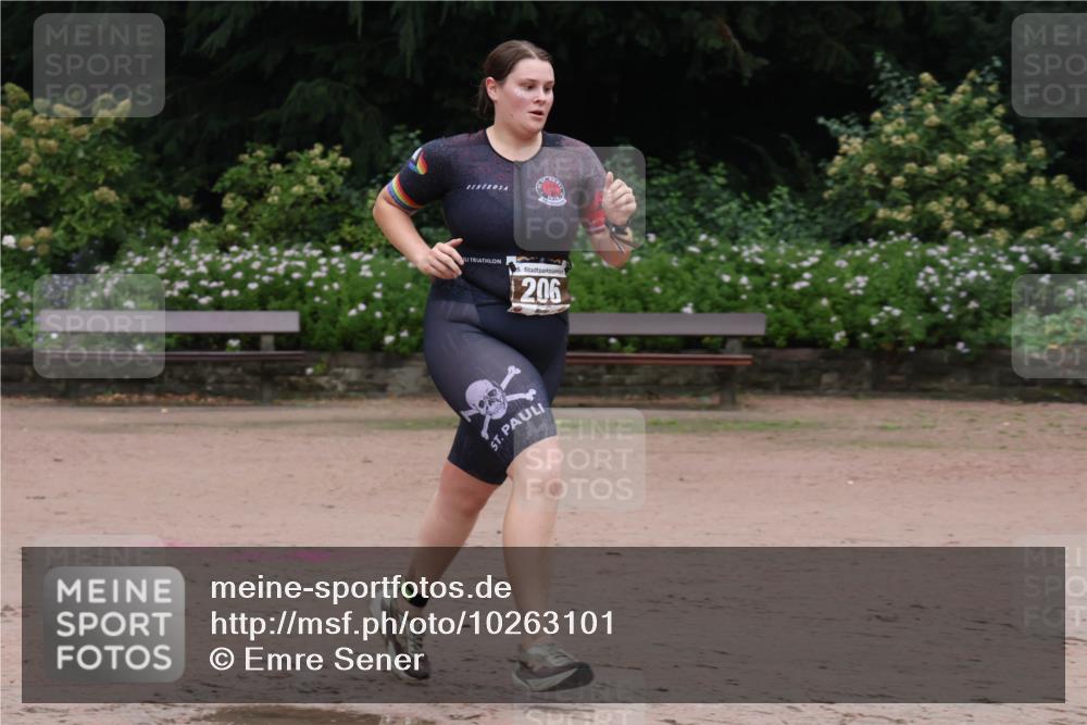 13.09.2026 - Stadtparktriathlon Emre Sener http://msf.ph/oto/10263101 13.09.2026 10:22:55 Laufen 206, 206 meine-sportfotos.de