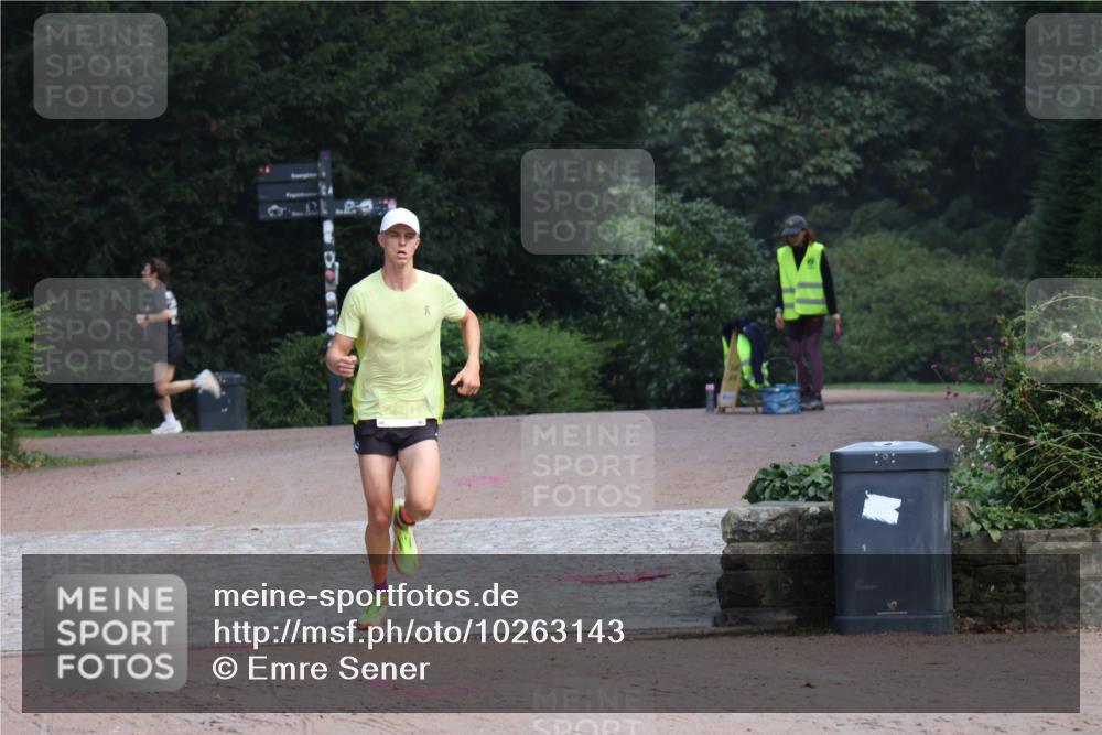 13.09.2026 - Stadtparktriathlon Emre Sener http://msf.ph/oto/10263143 13.09.2026 10:37:13 Laufen 290 meine-sportfotos.de
