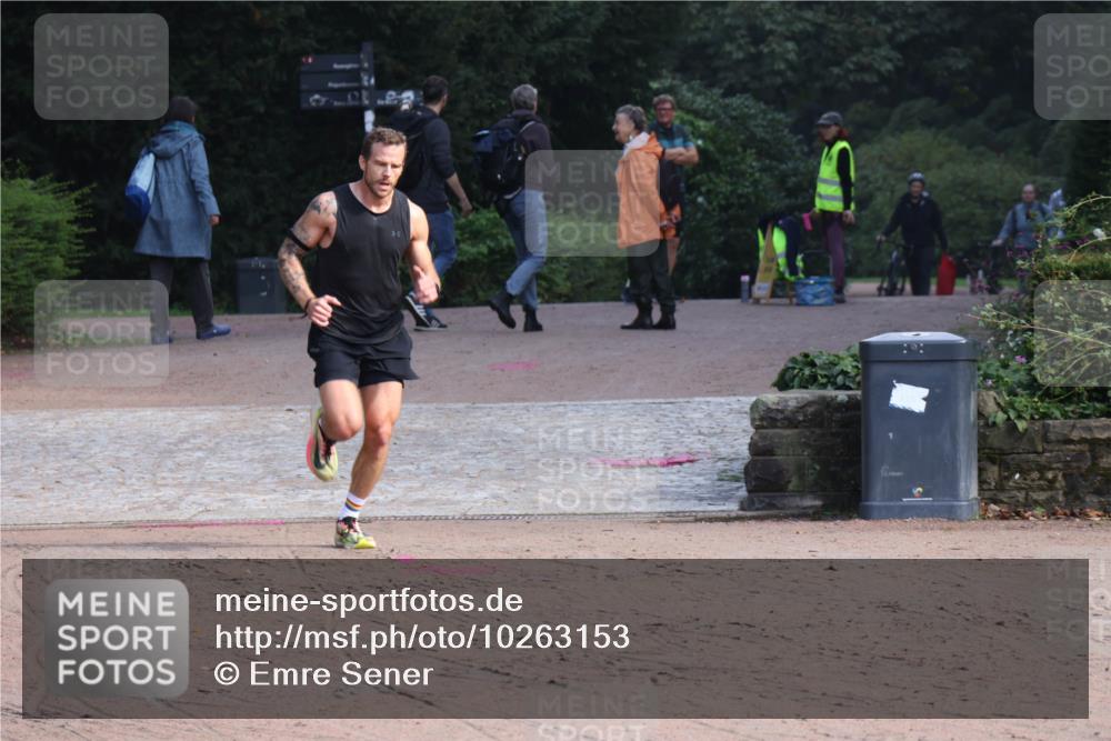 13.09.2026 - Stadtparktriathlon Emre Sener http://msf.ph/oto/10263153 13.09.2026 10:41:14 Laufen 263 meine-sportfotos.de